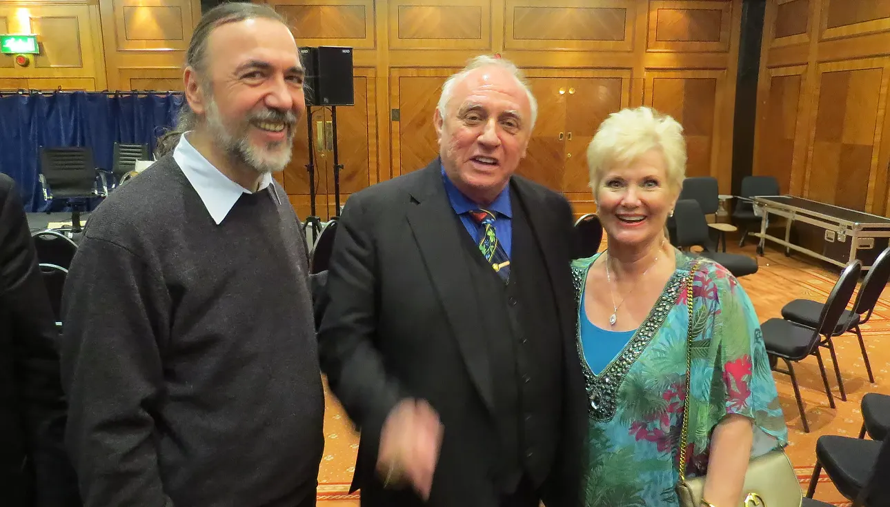 banner-daniel-richard-bandler-glenda Daniel Bichiș cu Dr. Richard Bandler și Glenda Bandler